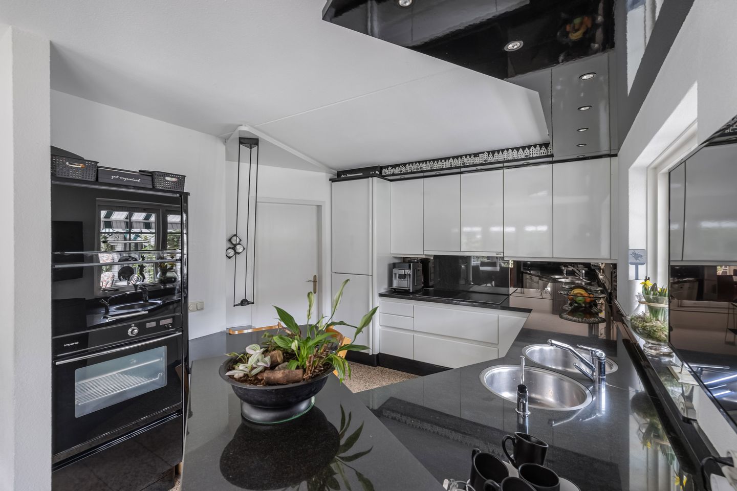 Foto 14 van Van Driellaan 11