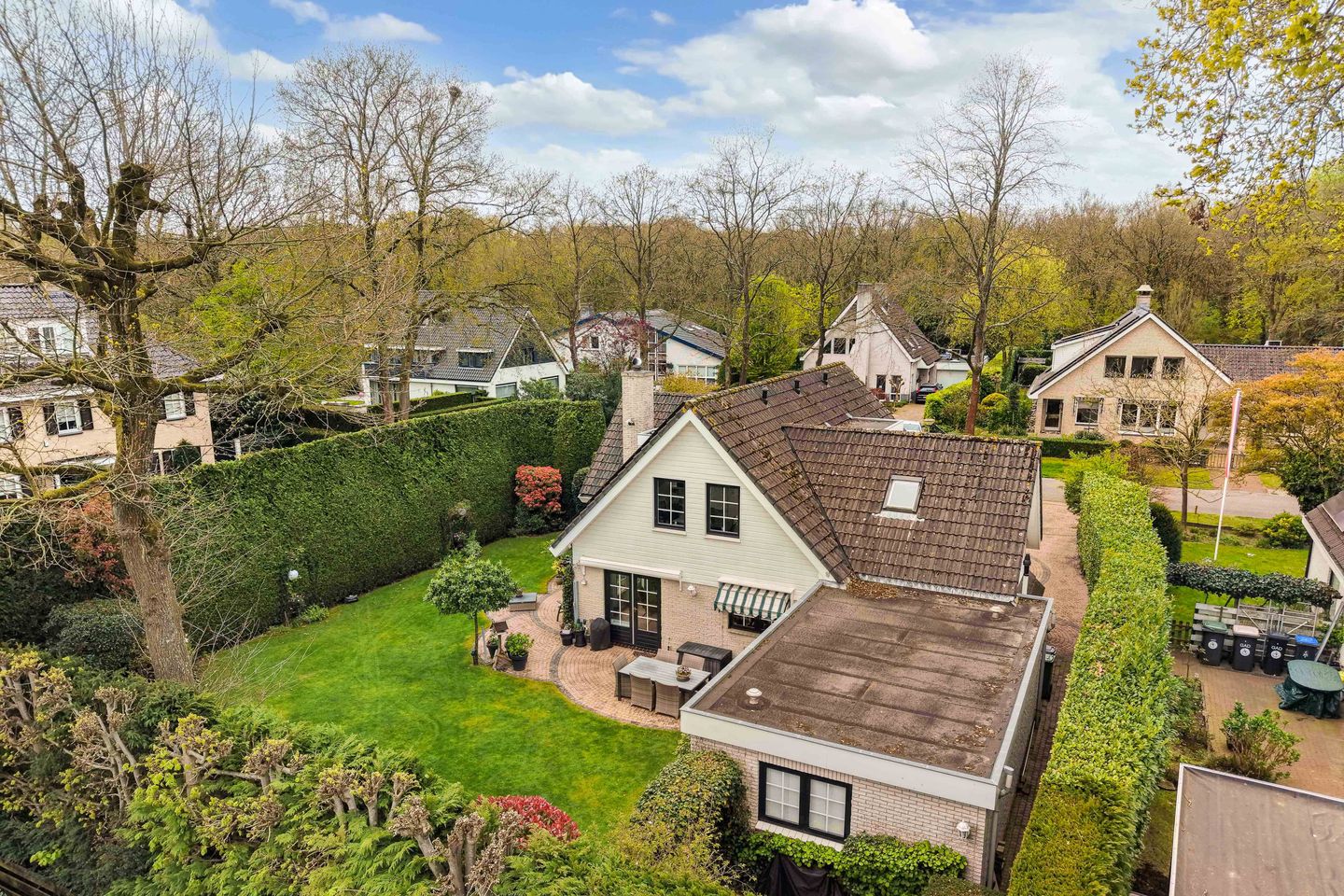 Foto 40 van Van Driellaan 11