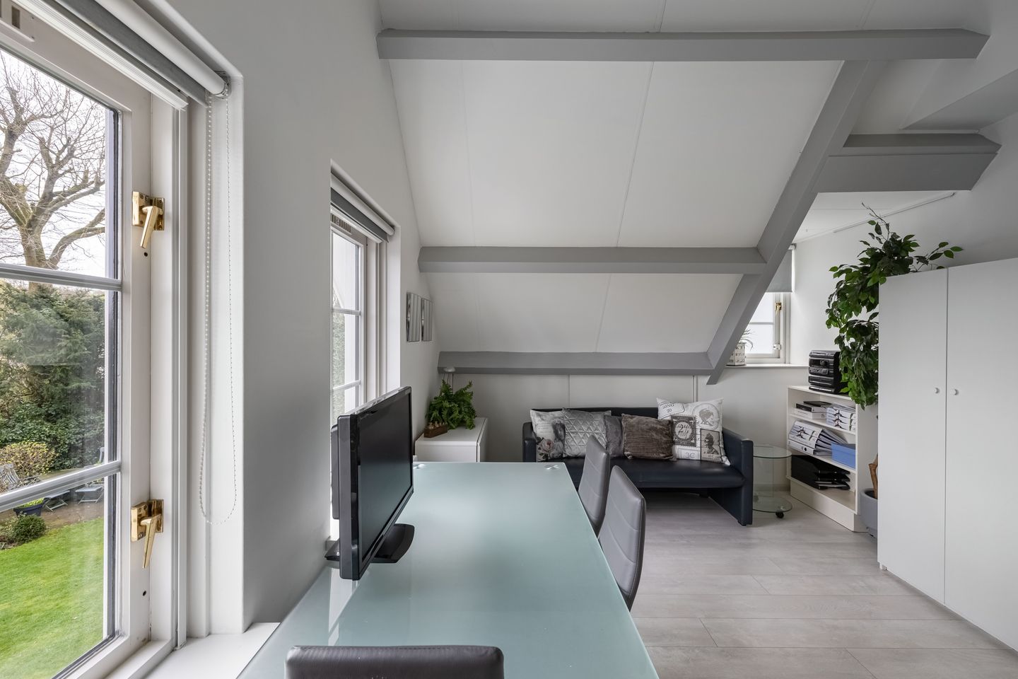 Foto 29 van Van Driellaan 11