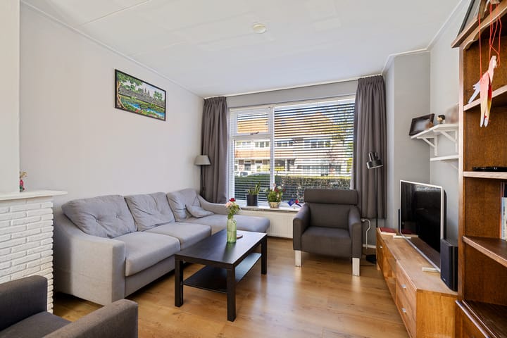 Foto 2 van van Leeuwenhoekstraat 8