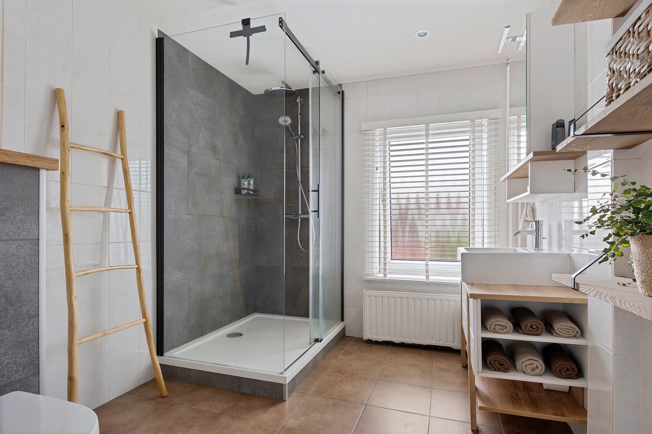 Photo 21 of Bergen op Zoomstraat 155