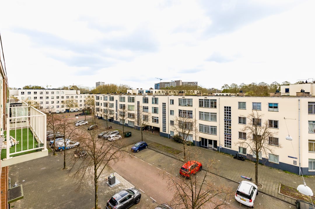 Foto 28 van Charlotte Brontéstraat 235