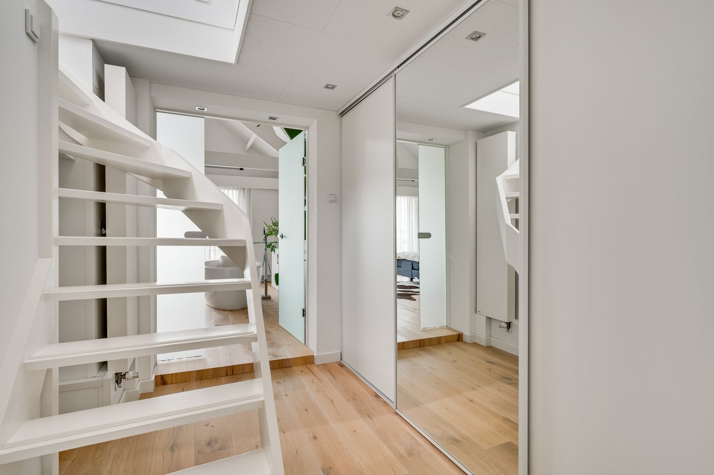 Photo 20 of Nieuwstraat 18