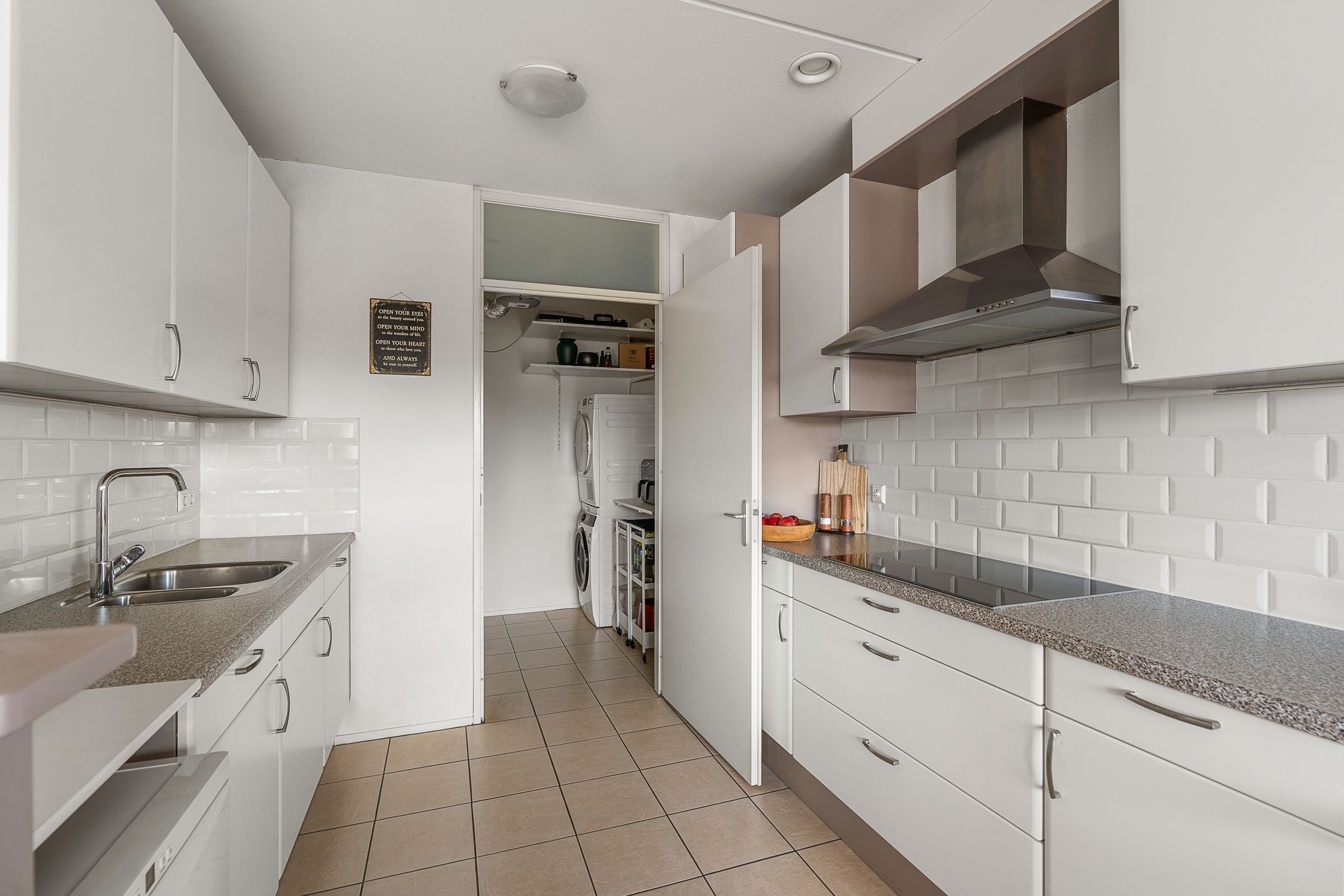 Photo 12 of Boogmuur 103