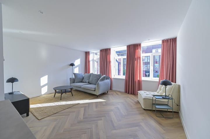 Photo 2 of Schoolstraat 37-A