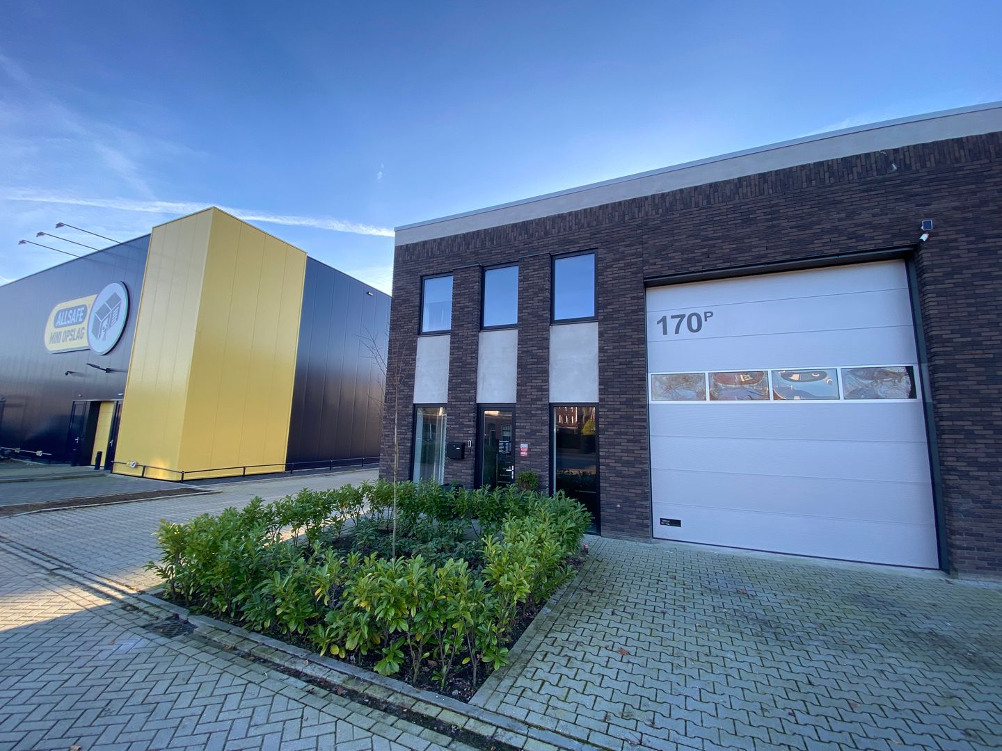 View photo 2 of Enschedesestraat 170-P