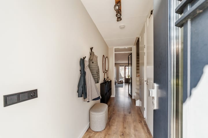 Foto 4 van Vuurvlinder 23