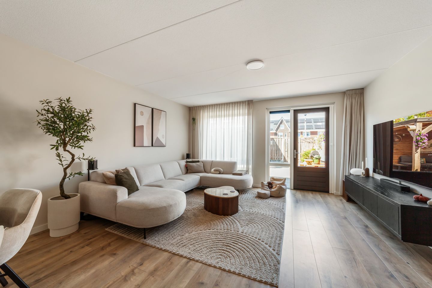 Foto 5 van Vuurvlinder 23