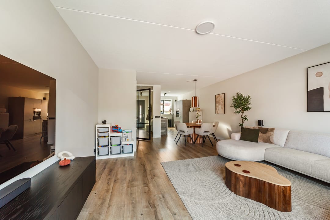 Foto 8 van Vuurvlinder 23