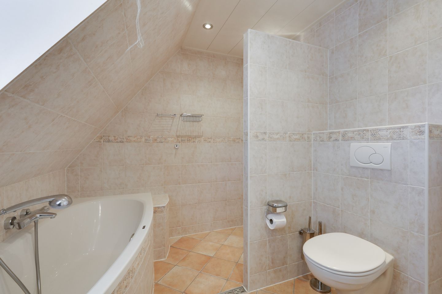 Foto 35 van van Goyenstraat 8