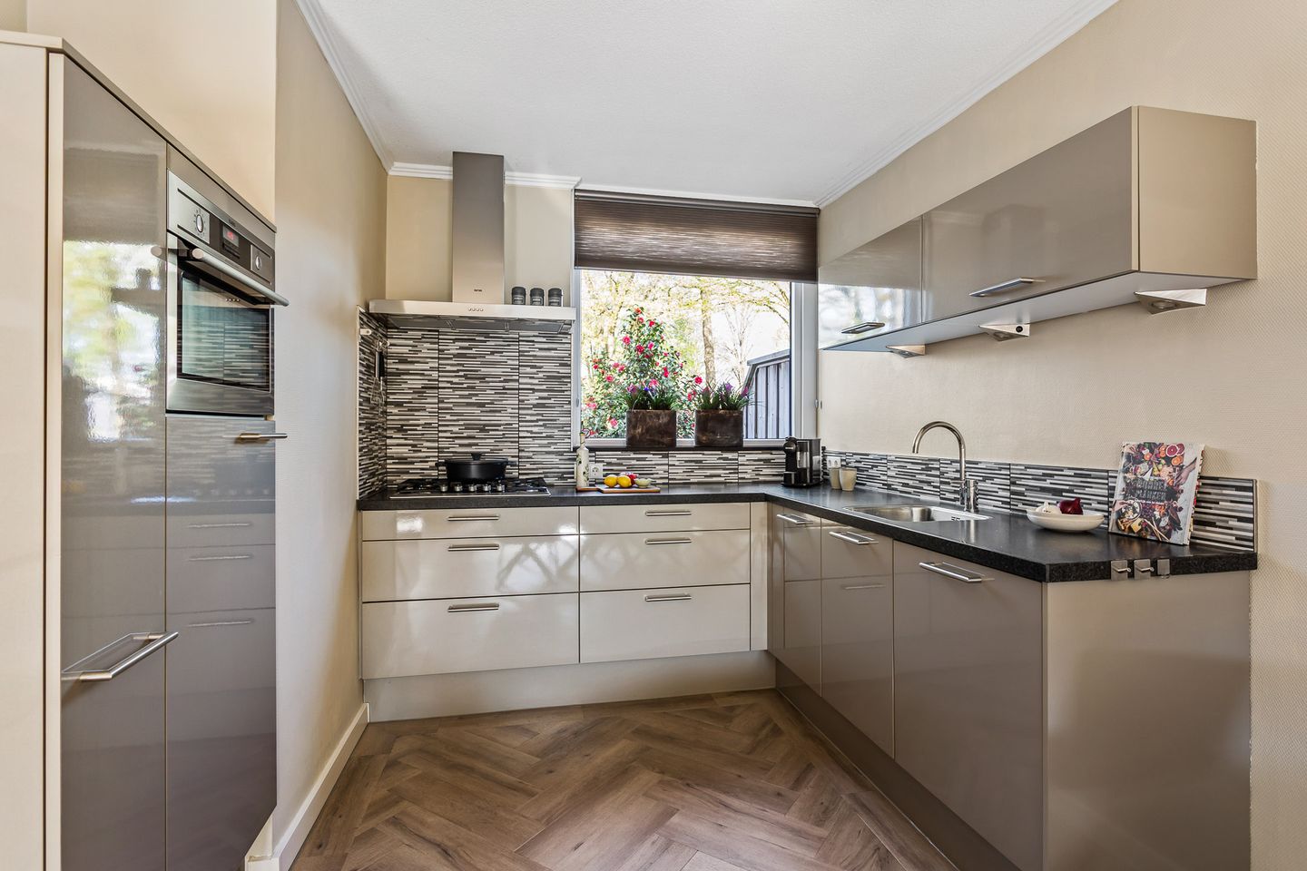 Foto 10 van Hunenveldlaan 5