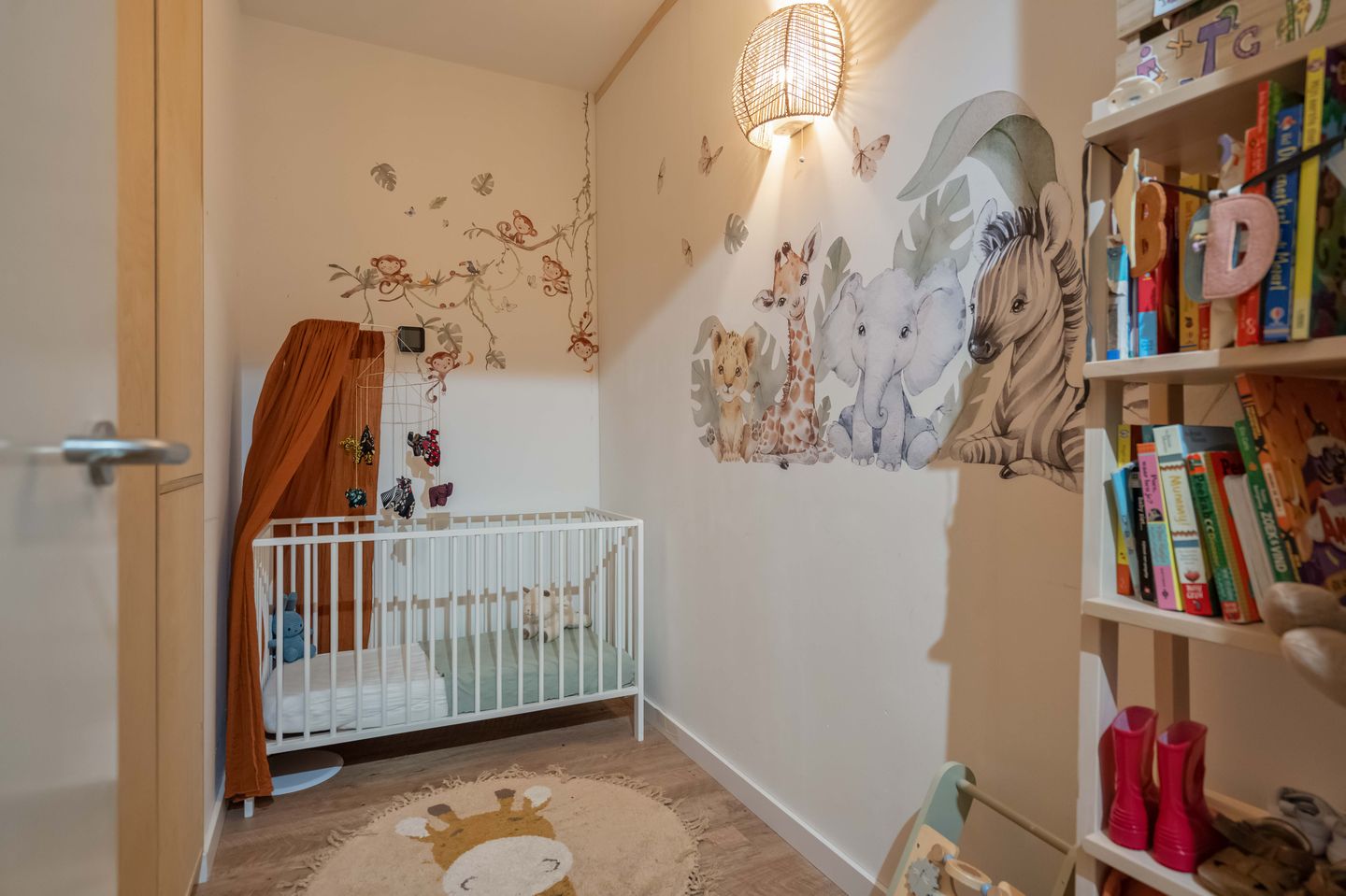 Foto 20 van Isaac Titsinghkade 6-C