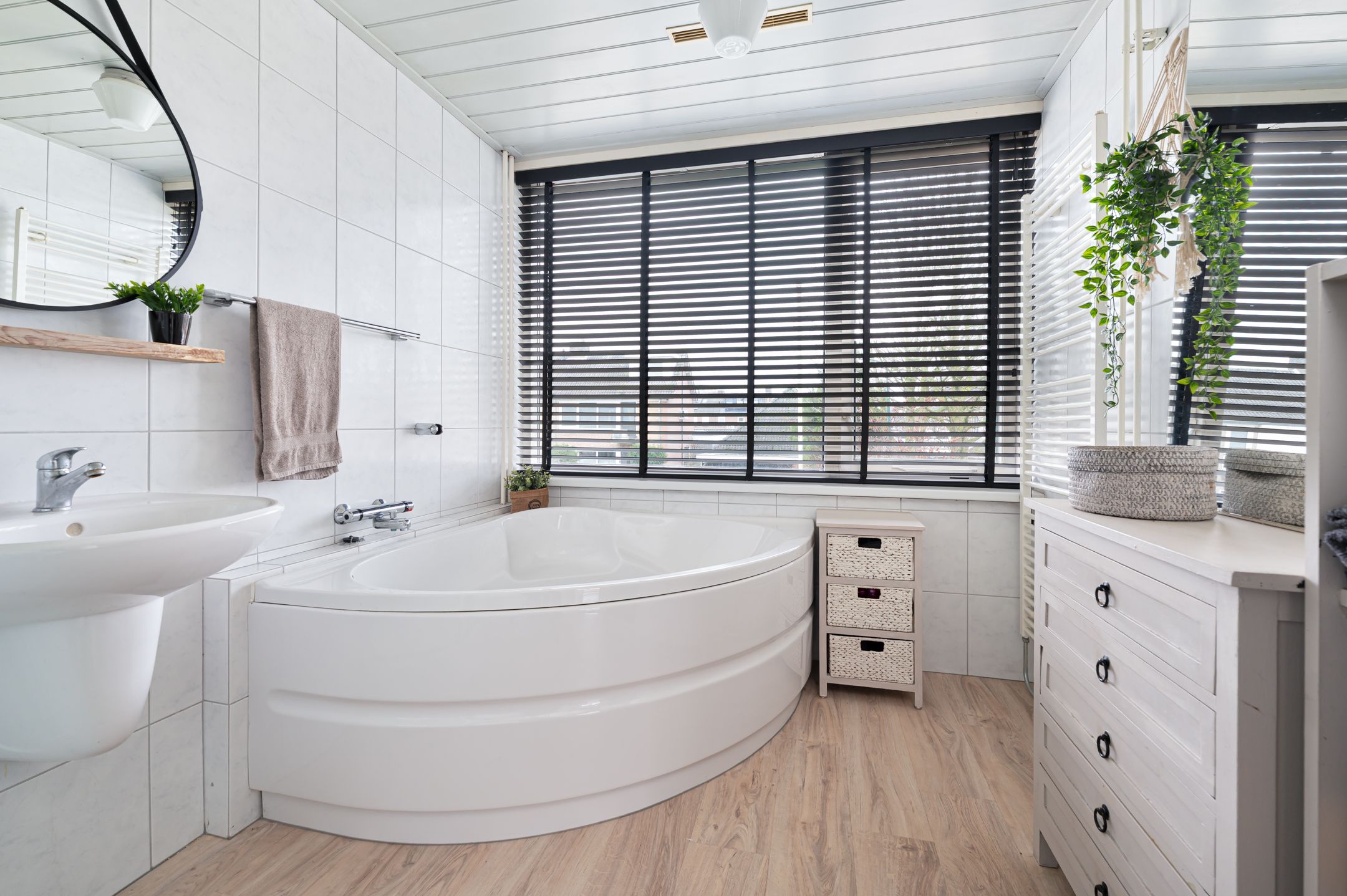 Foto 30 van Azaleastraat 44