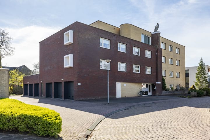 Photo 2 of Pieter Bieremastraat 27