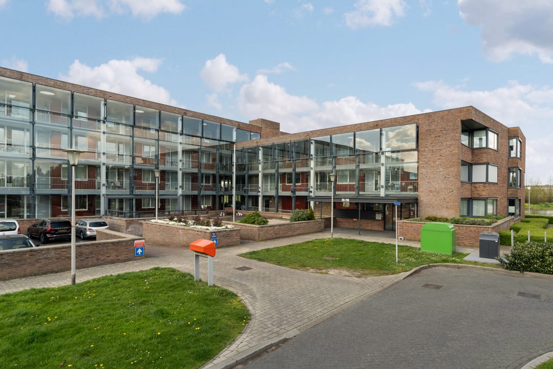 Foto 2 van Muiderstraat 72