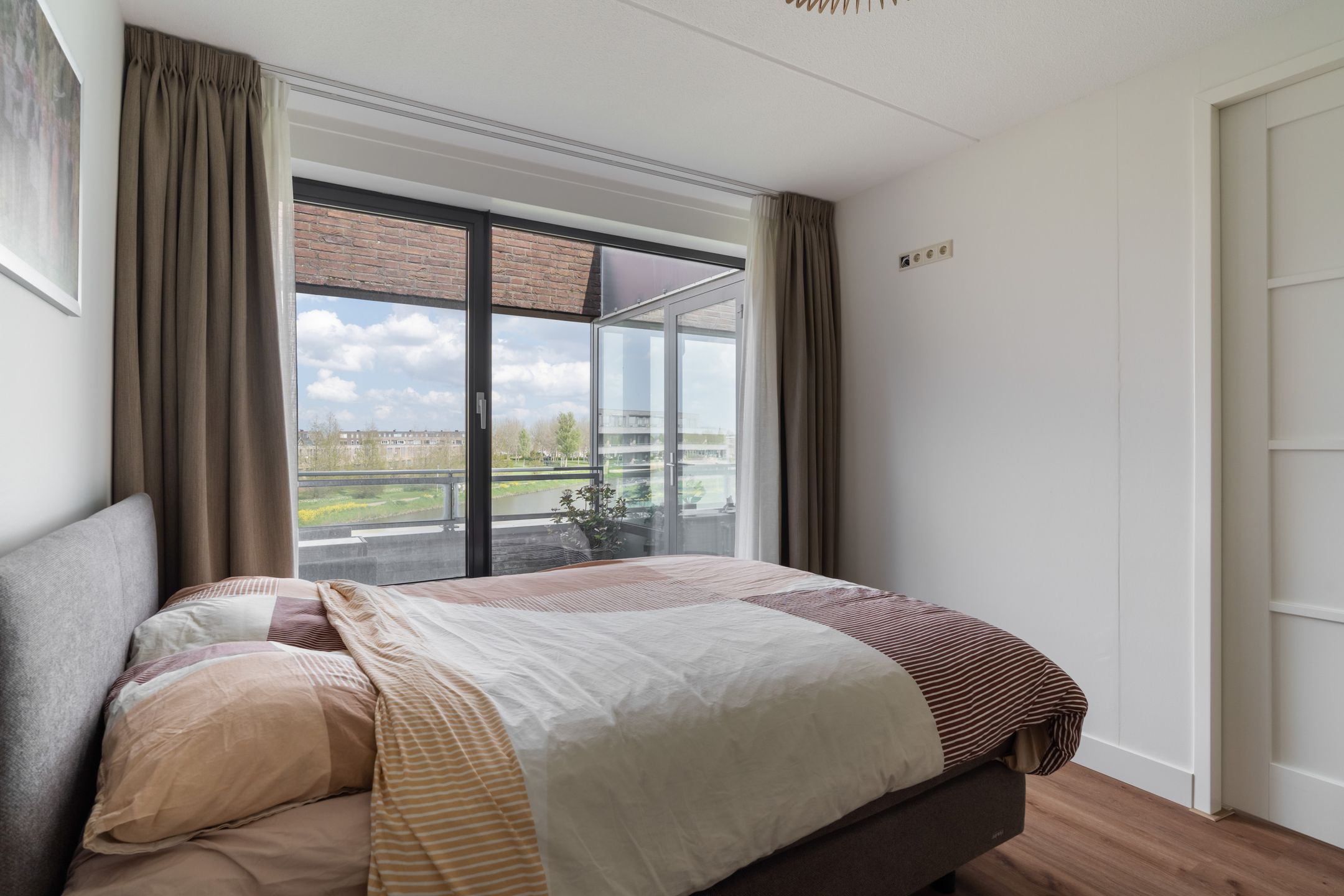 Foto 27 van Muiderstraat 72