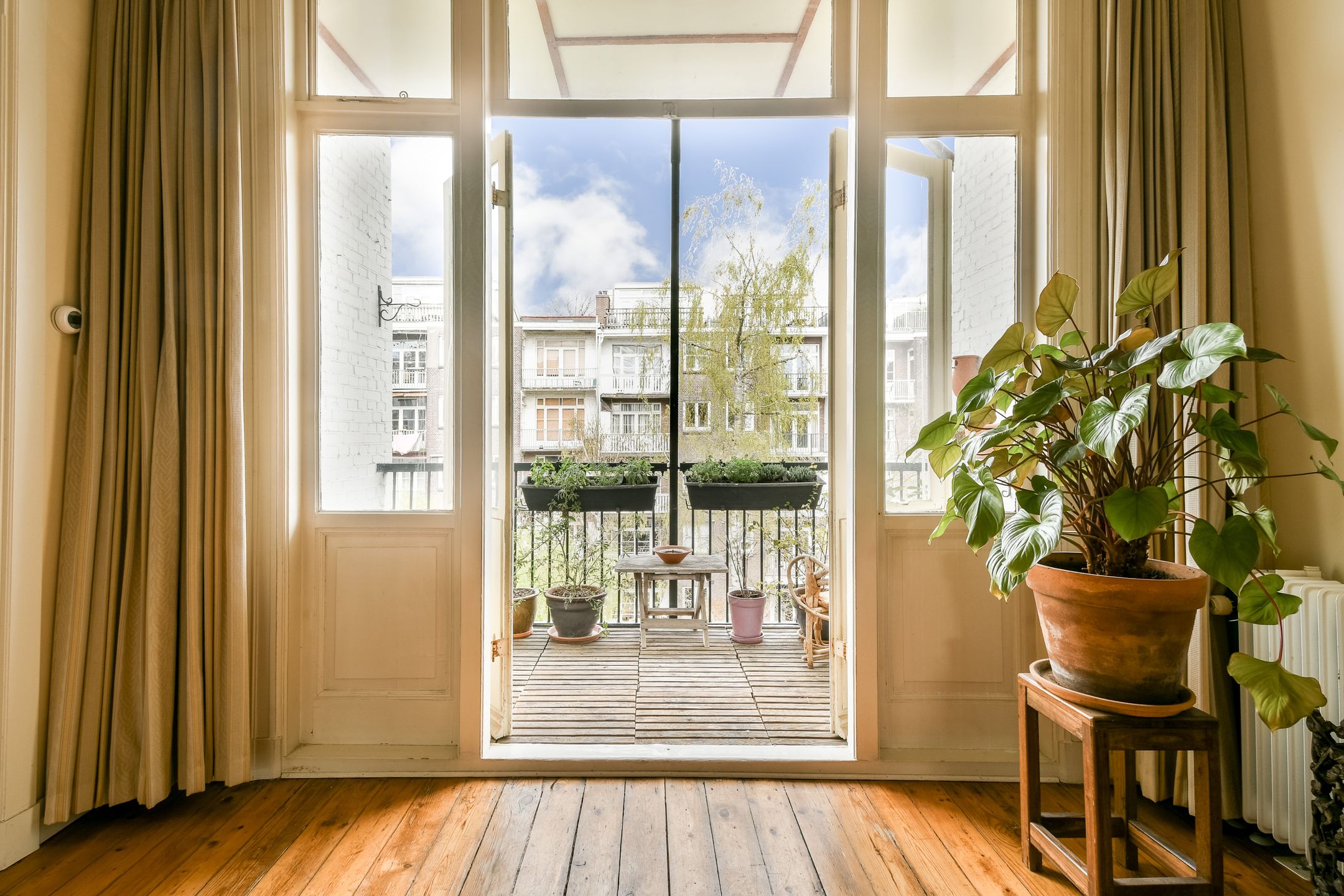 Foto 9 van Linnaeusparkweg 19-1