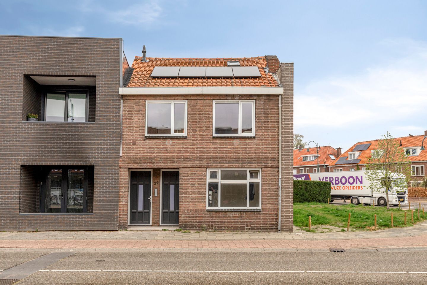 Photo 25 of Bredaseweg 36-A