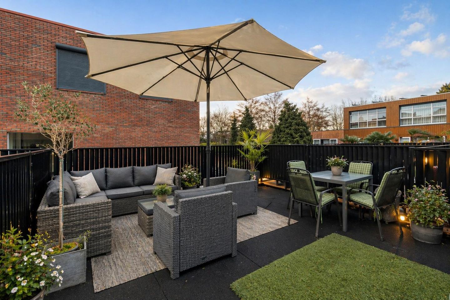 Photo 4 of Ledastraat 19