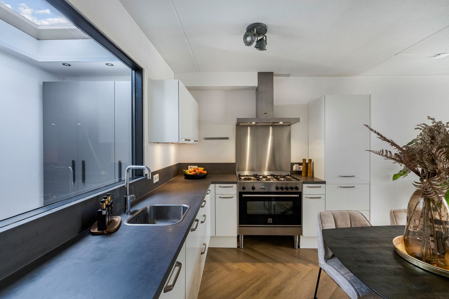 Photo 25 of Zwarte Zeestraat 6