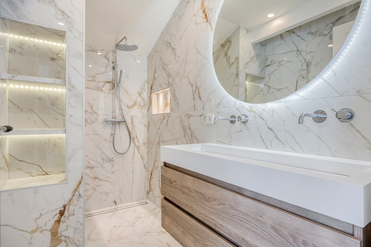 Foto 19 van Schoutenstraat 17-C