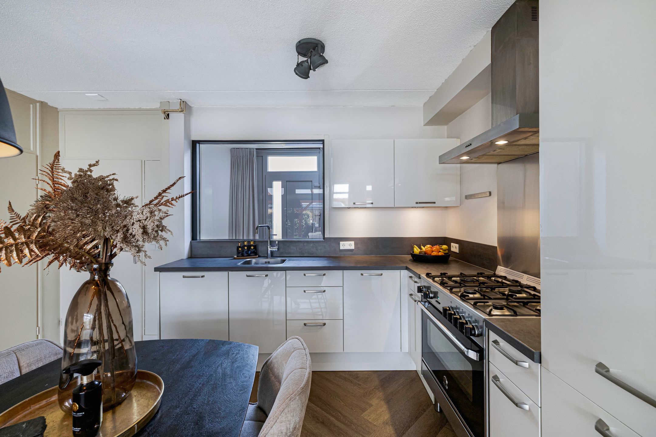 Photo 24 of Zwarte Zeestraat 6