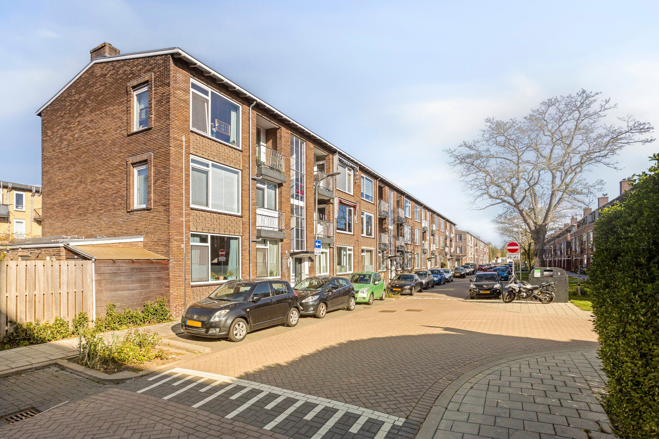 Photo 6 of Frederik Hendriklaan 17