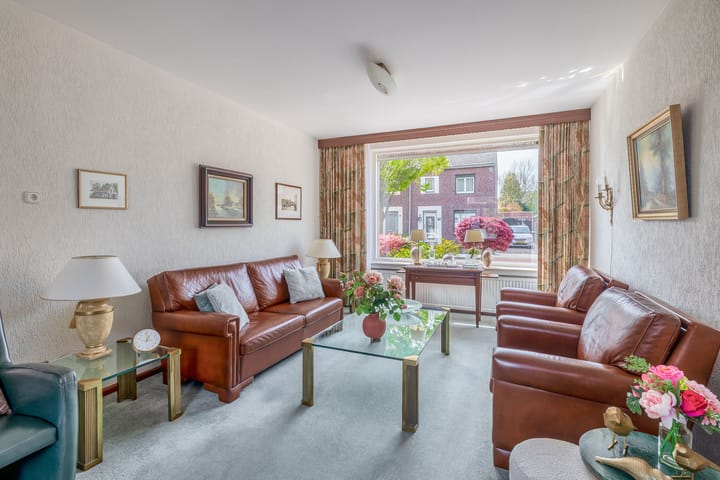 Photo 2 of Prinses Christinalaan 4