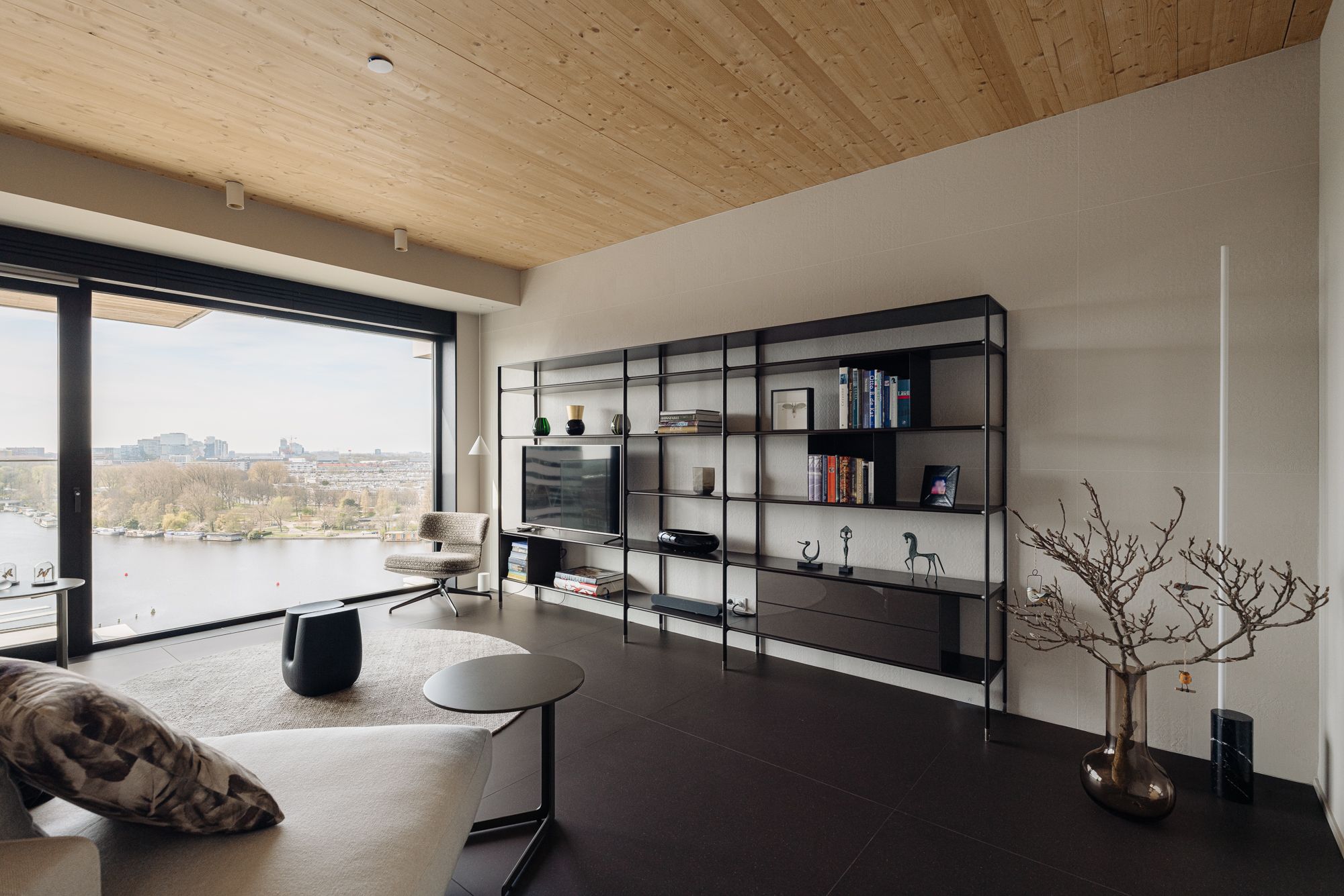 Foto 12 van Korte Ouderkerkerdijk 1-P2