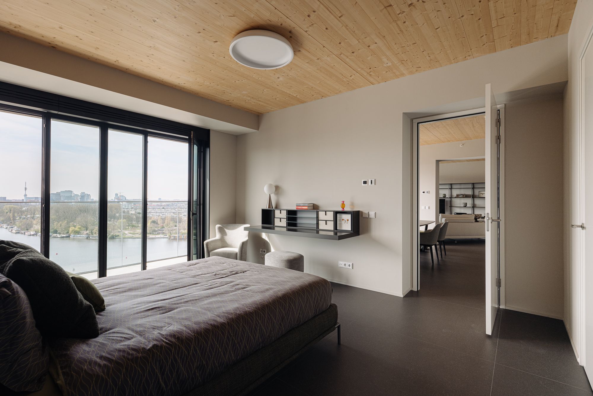 Foto 21 van Korte Ouderkerkerdijk 1-P2