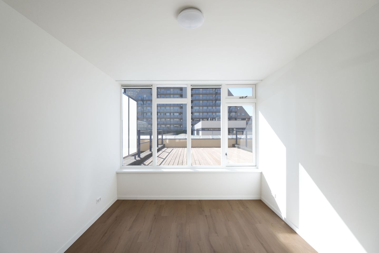 Foto 14 van Bucaillestraat 10