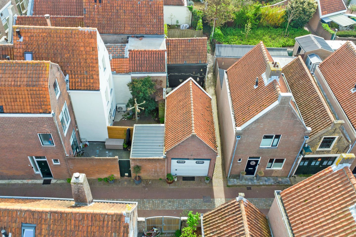 Photo 29 of Sint Domusstraat 96