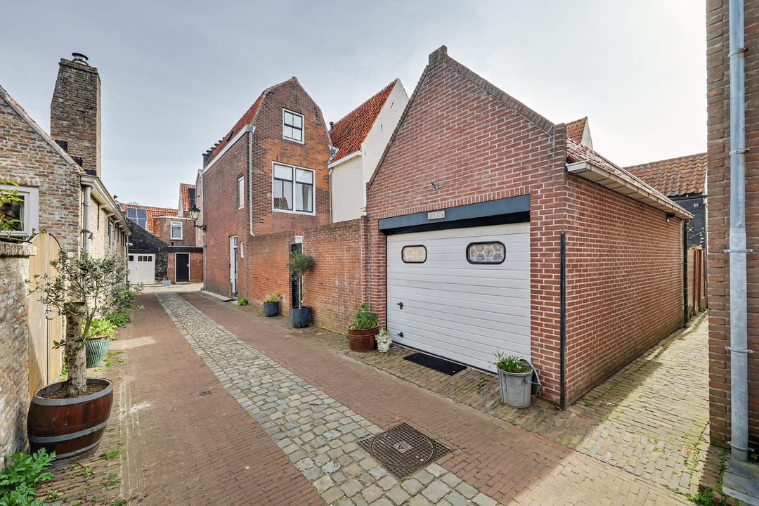 Photo 2 of Sint Domusstraat 96