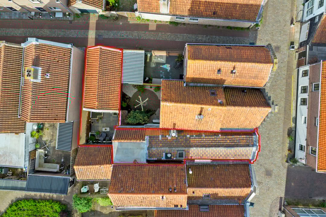 Photo 32 of Sint Domusstraat 96