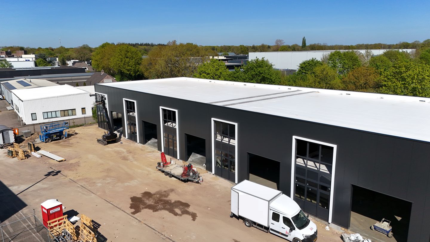 Bekijk foto 2 van Burgemeester Langmanweg 26-D