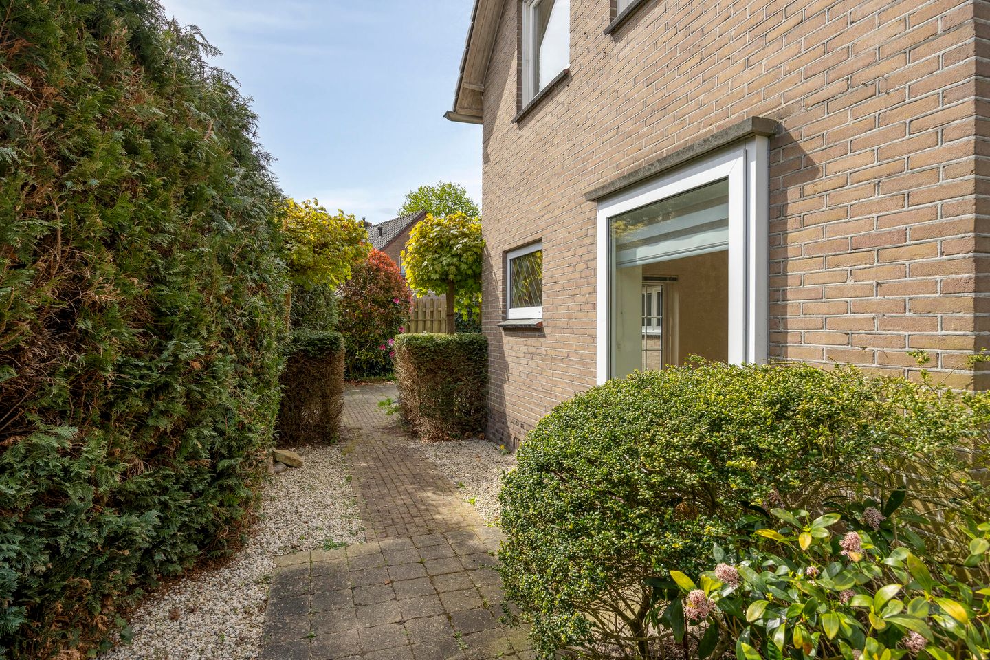 Photo 29 of Burgemeester Schade van Westrumlaan 1