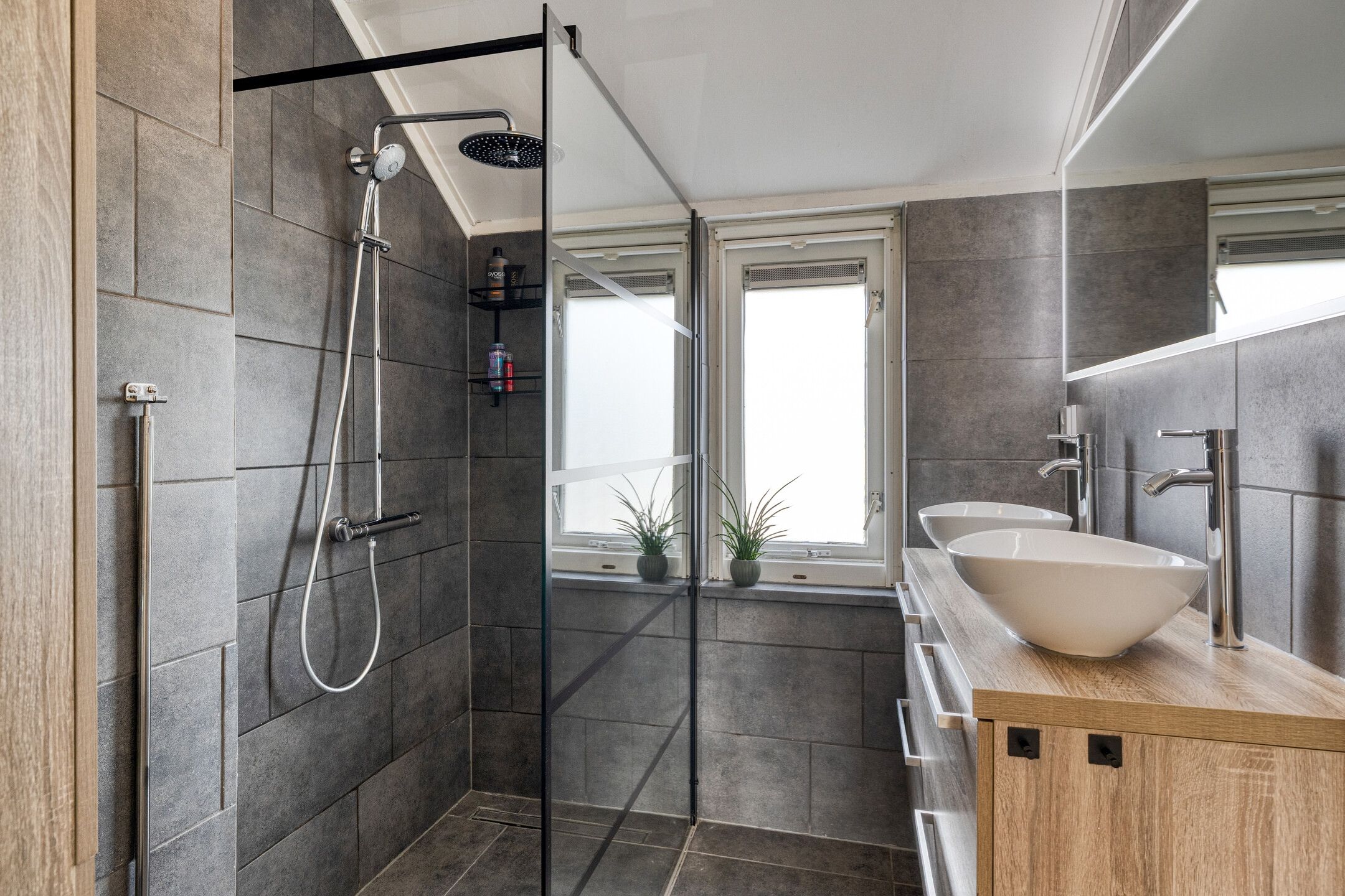 Foto 3 van Wit Kruis 19