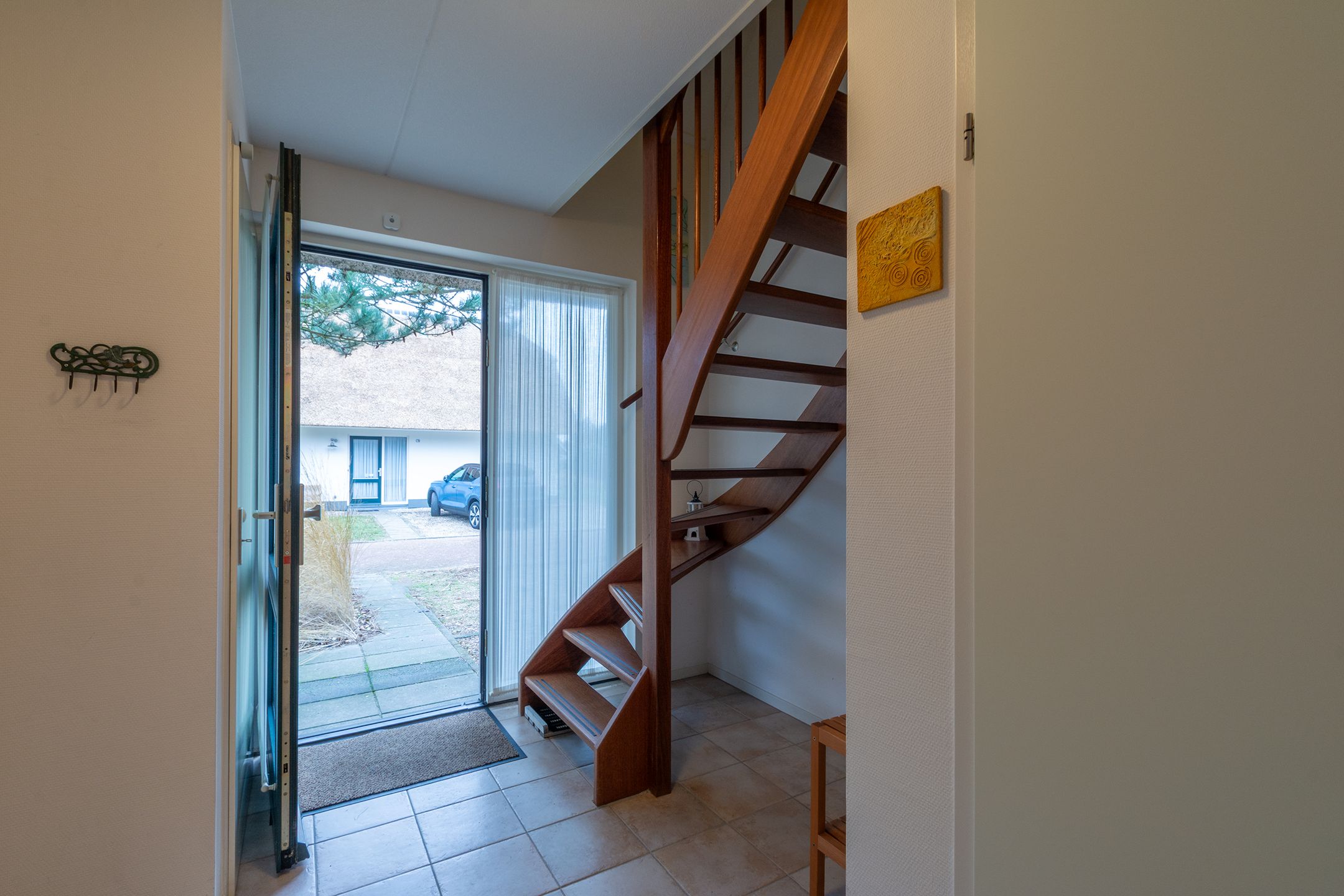3-bedroom freehold villa in Julianadorp — photo 3 of 5