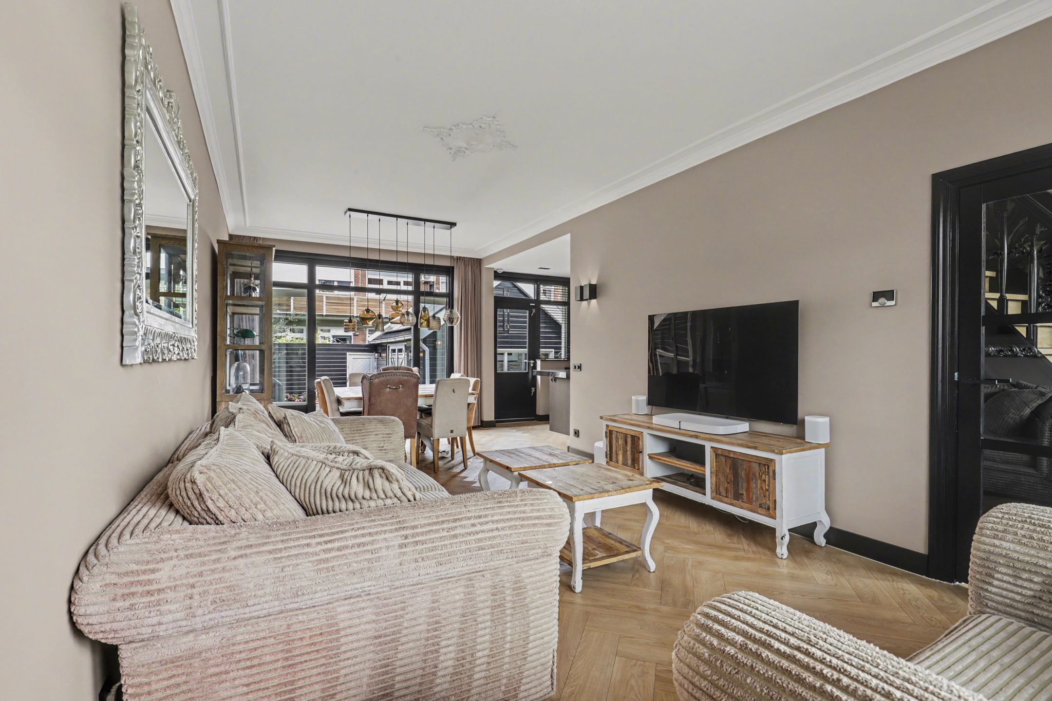 Foto 6 van Houweningestraat 56