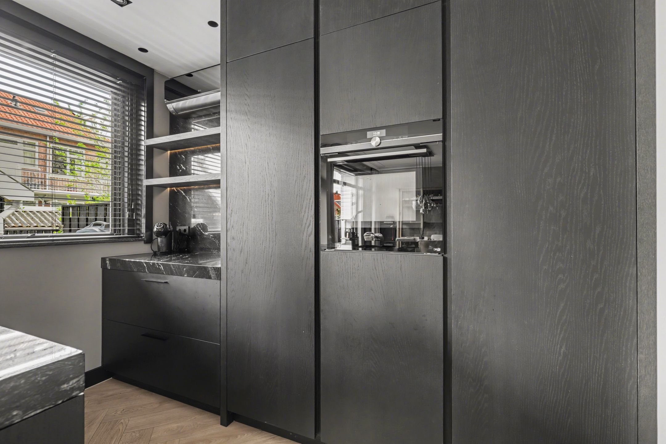 Foto 15 van Houweningestraat 56