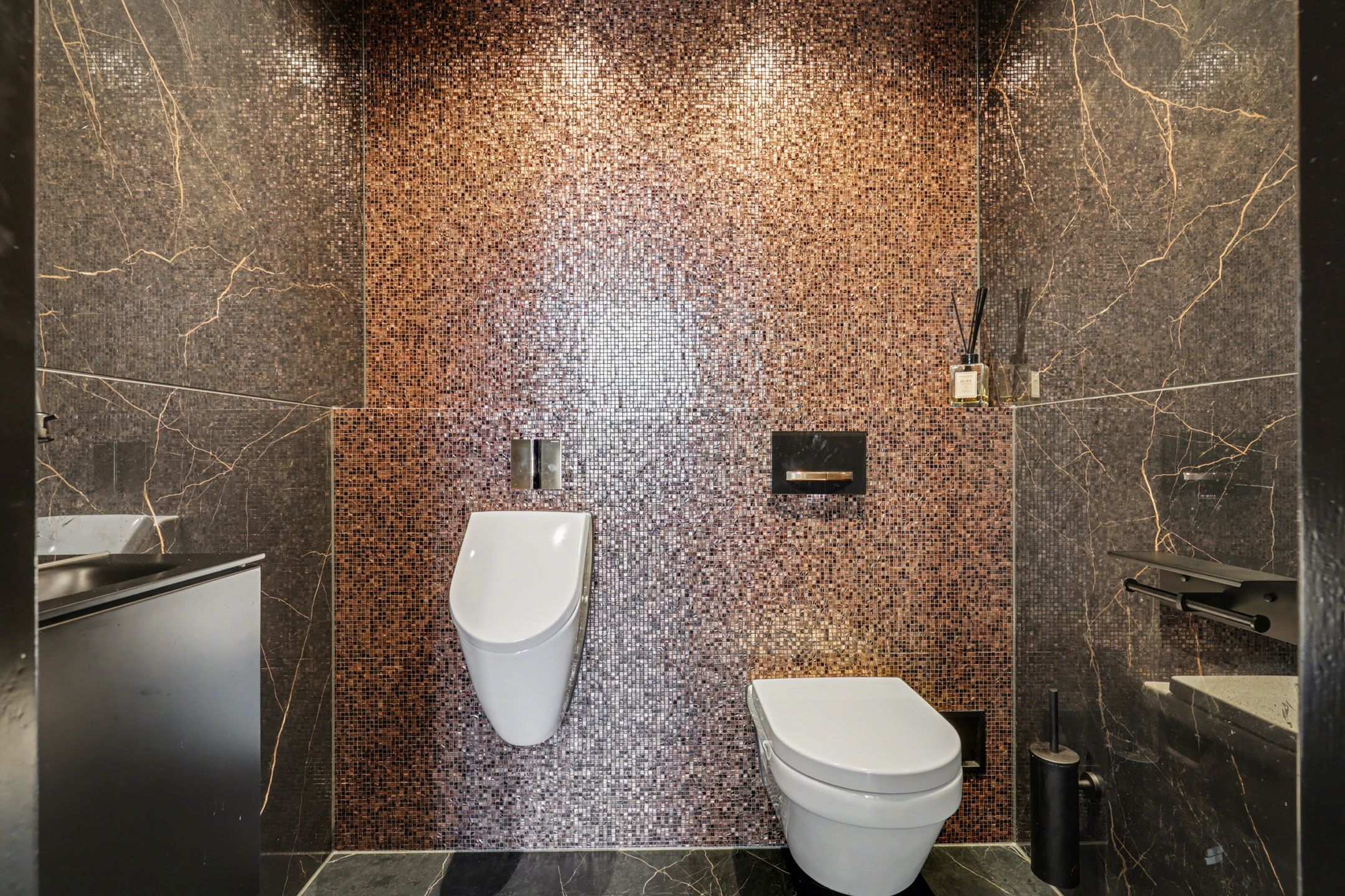 Foto 18 van Houweningestraat 56