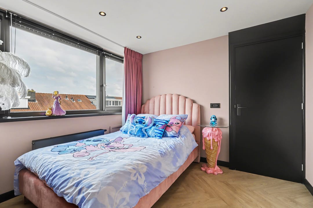 Foto 47 van Houweningestraat 56