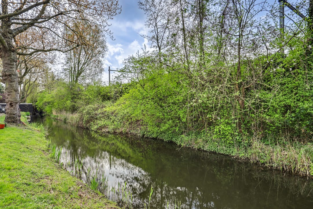 Foto 61 van Houweningestraat 56