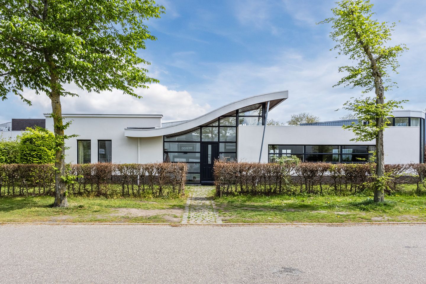 Bekijk foto 1 van Westwijk 6