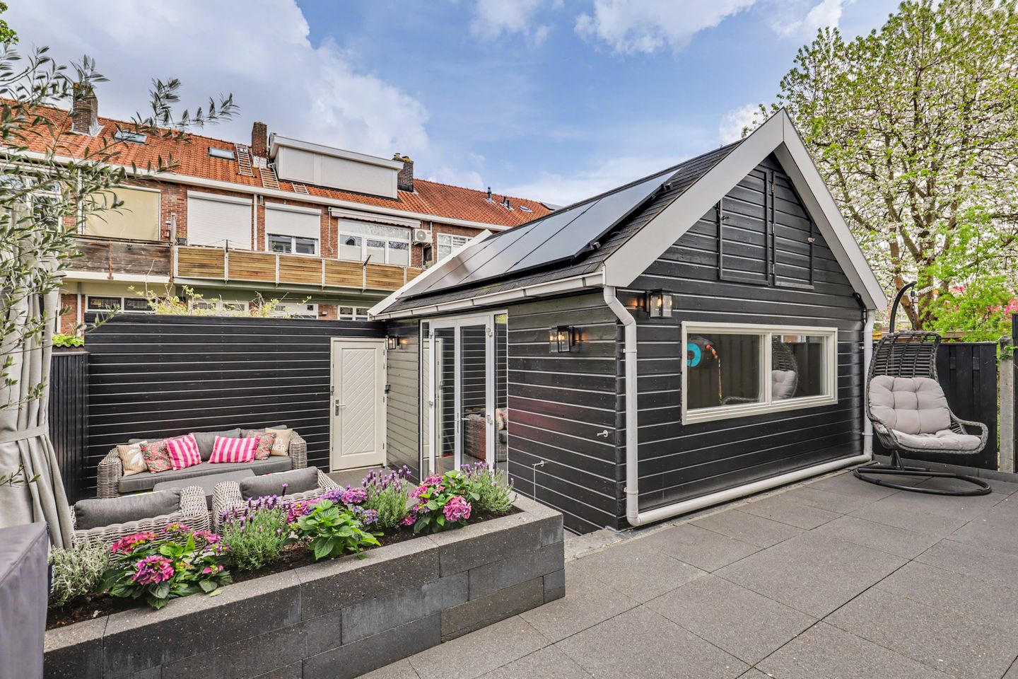 Foto 50 van Houweningestraat 56