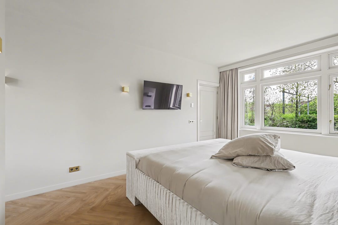 Foto 26 van Houweningestraat 56