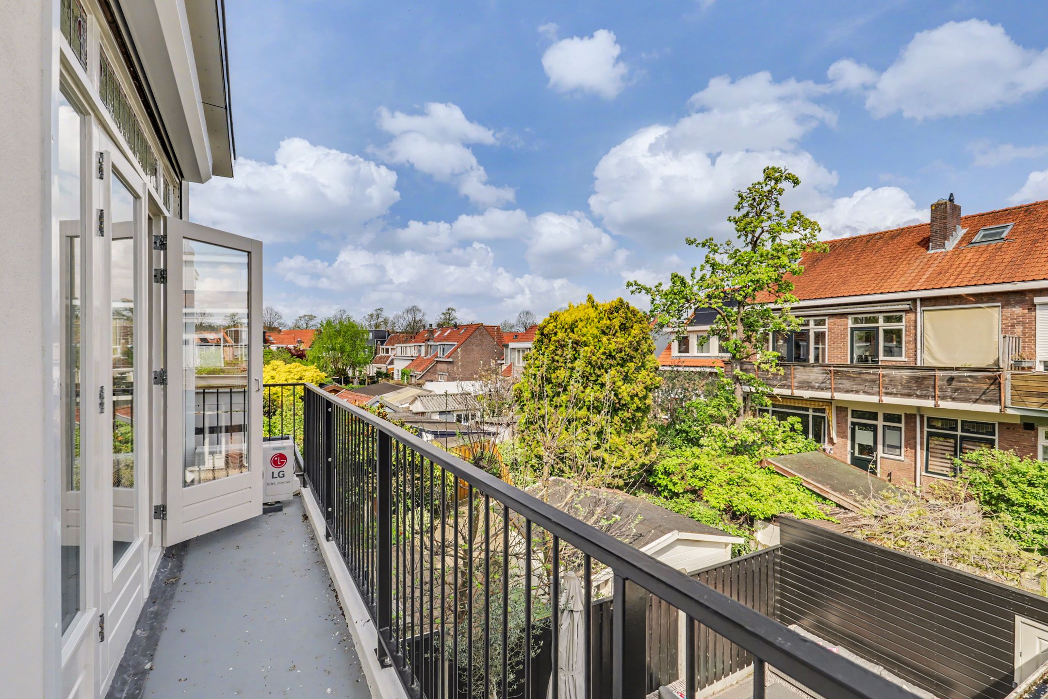 Foto 30 van Houweningestraat 56