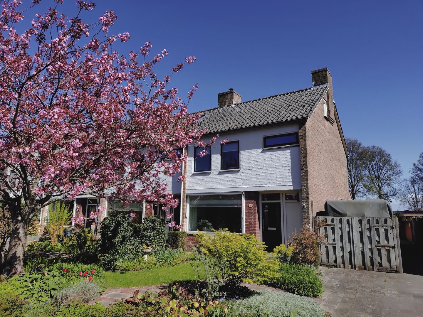 Spacious corner house with deep garden and free view in Heiloo — 35
