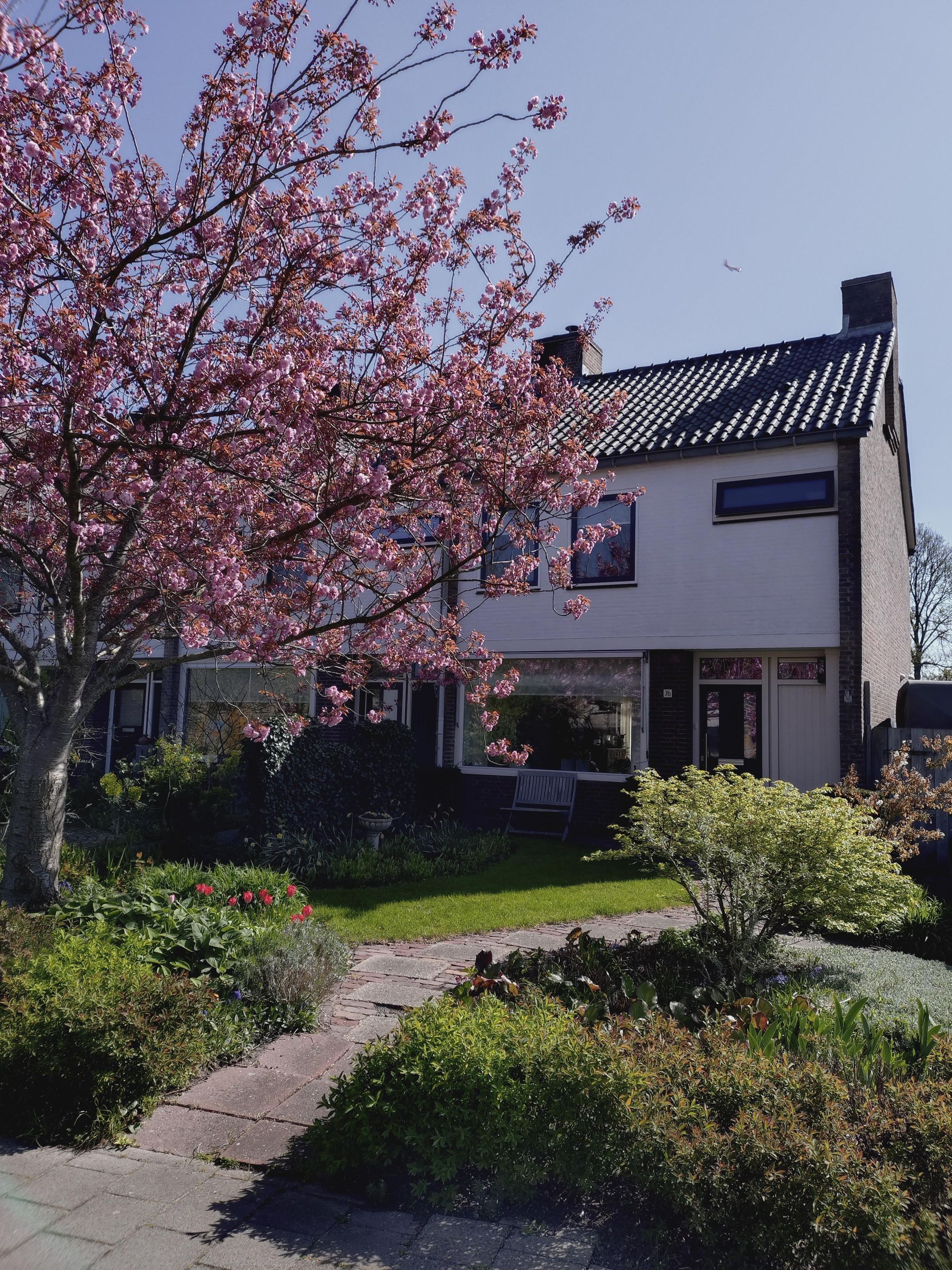 Spacious corner house with deep garden and free view in Heiloo — 30