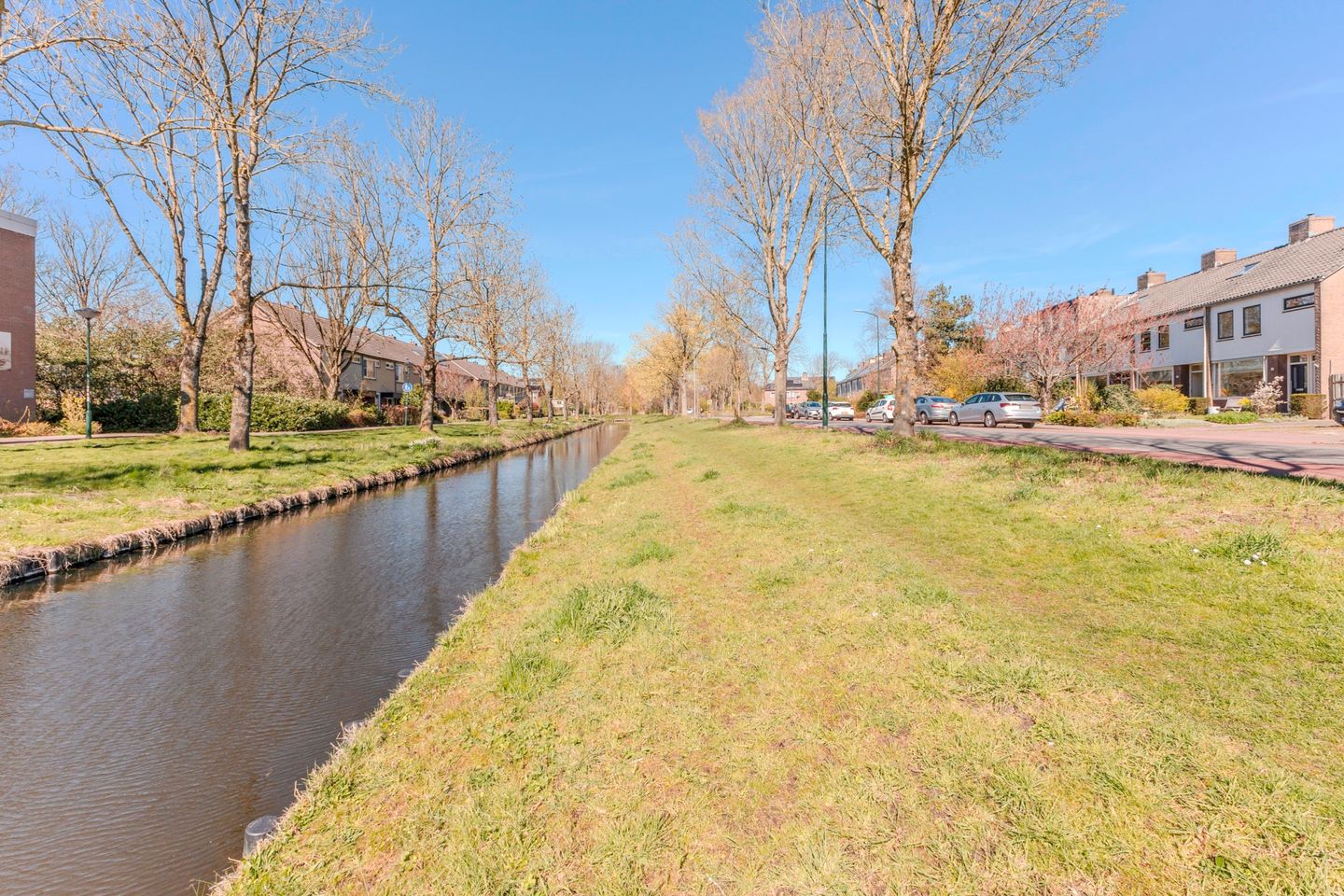 Spacious corner house with deep garden and free view in Heiloo — 29